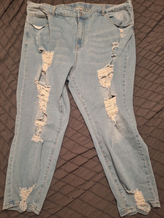 shein fit Denim - Ripped Light Wash Skinny Jeans for Women